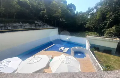 Apartamento com 2 quartos à venda na Estrada Caetano Monteiro, Badu, Niterói