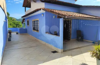 Casa com 2 quartos à venda na Jandira Pereira, Santa Bárbara, Niterói