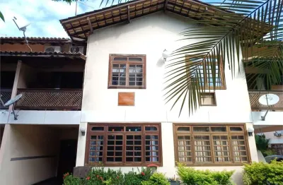 Casa em condomínio fechado com 3 quartos à venda na Rodovia Amaral Peixoto, Baldeador, Niterói