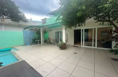 Casa com 4 quartos à venda na Goitacazes, São Francisco, Niterói