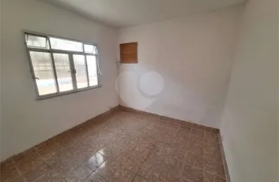 Casa com 2 quartos à venda na Viçoso Jardim, Cubango, Niterói
