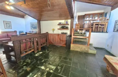 Casa com 6 quartos à venda na Bolívia, Vila Progresso, Niterói