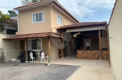 Casa com 2 quartos à venda na Prefeito Vila Nova Machado, Barreto, Niterói