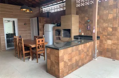 Casa com 2 quartos à venda na Rua Prefeito Vila Nova Machado, 236, Barreto, Niterói