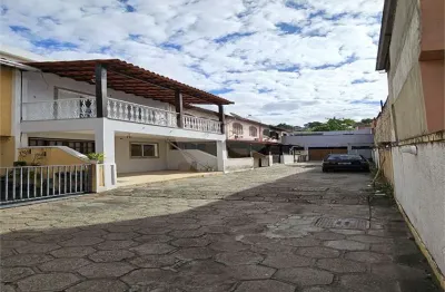 Casa de vila com 2 quartos à venda em colubande - rj