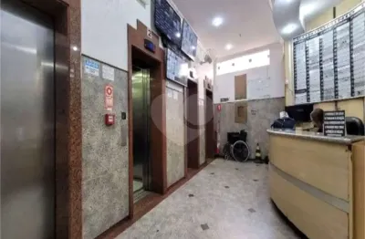 Sala comercial à venda no Centro, Niterói 