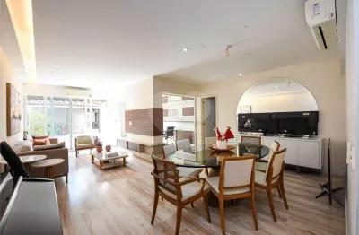 Apartamento com 4 quartos à venda na Rua Doutor Tavares de Macedo, Icaraí, Niterói