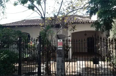 Casa com 4 quartos à venda na Rua Guaianazes, São Francisco, Niterói