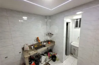 Apartamento com 2 quartos à venda na Avenida Ernani do Amaral Peixoto, Centro, Niterói