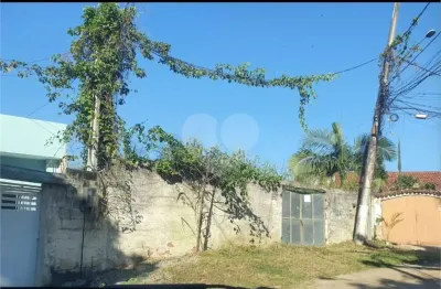 Terreno à venda na Rua Jornalista Antônio Rodrigues da Costa, Itaipu, Niterói
