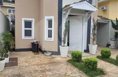 Casa com 3 quartos à venda na Professor Carlos Cortez, Serra Grande, Niterói