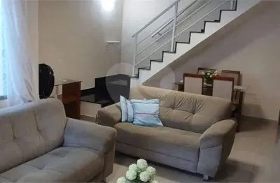 Casa com 3 quartos à venda na Rua Demócrito da Cunha Silveira, Piratininga, Niterói