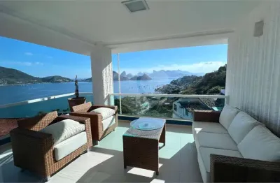 Casa com 5 quartos à venda na Rua Doutor Henrique Portugal, São Francisco, Niterói