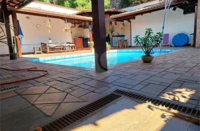 Casa com 3 quartos à venda na Presidente Humberto De Alencar Castelo Branco, Rocha, São Gonçalo