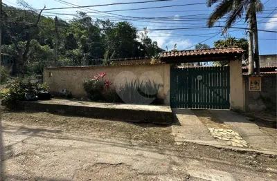 Casa com 3 quartos à venda na Rua Ferdinando Ognibeni, Maravista, Niterói