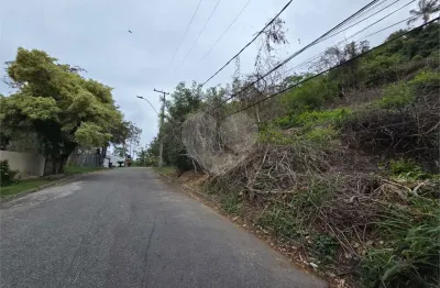 Terreno à venda na Rua da Graça, Piratininga, Niterói