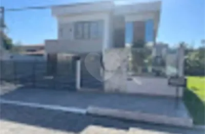 Condomínio com 4 quartos à venda em ponta grossa - rj