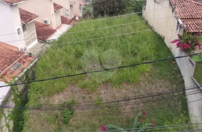 Terreno à venda em Maria Paula, São Gonçalo 