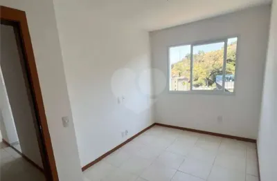 Apartamento com 2 quartos à venda no Mutondo, São Gonçalo 
