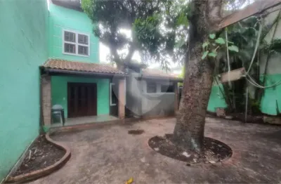 Casa com 3 quartos à venda no São Francisco, Niterói 