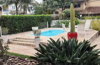 Terreno em condomínio fechado à venda no Badu, Niterói 