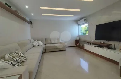 Terreno em condomínio fechado à venda na Estrada Washington Luís, 609, Sapê, Niterói