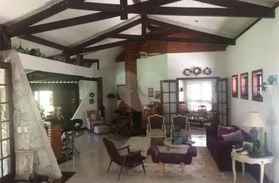 Terreno em condomínio fechado à venda no Engenho do Mato, Niterói 