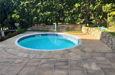 Terreno em condomínio fechado à venda no Badu, Niterói 