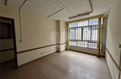 Sala comercial à venda na Avenida Ernani do Amaral Peixoto, 467, Centro, Niterói