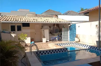 Casa em condomínio fechado com 4 quartos à venda na Rua Altamir Lima Souza de Jesus, 204, Itaipu, Niterói