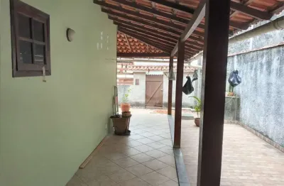 Casa em condomínio fechado com 3 quartos para alugar na Avenida Doutor Eugênio Borges, 3990, Rio do Ouro, São Gonçalo