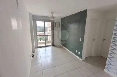 Apartamento com 3 quartos à venda na Rua Frederico Malesherbes Figueredo, 55, Maria Paula, São Gonçalo