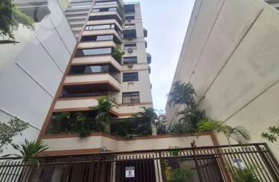 Apartamento com 2 quartos sendo uma suíte no coração de icaraí