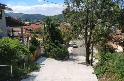 Terreno à venda na Rua Jornalista Sidney Correa, 46, Piratininga, Niterói