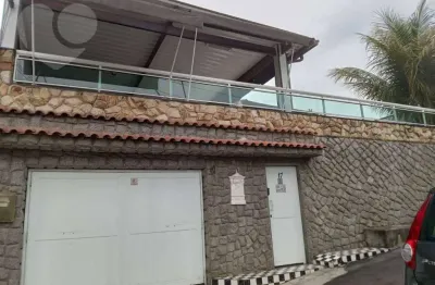 Casa com 3 dormitórios, 2 suítes, Piscina, 190 m²,  Fonseca - Niterói/RJ