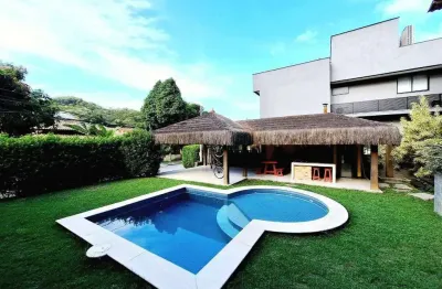 Casa em Condomínio com 3 dormitórios à venda, 440 m² por R$ 1.350.000 - Serra Grande - Niterói/RJ
