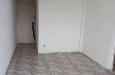 Apartamento 2 quartos, vaga, armários embutidos, condomínio com piscina, churrasqueira, à venda no Fonseca - Niterói