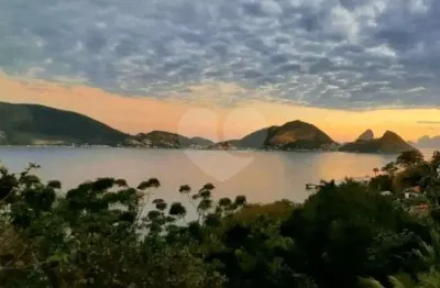 Casa com 6 dormitórios à venda, 546 m² por R$ 1.750.000,00 - São Francisco - Niterói/RJ