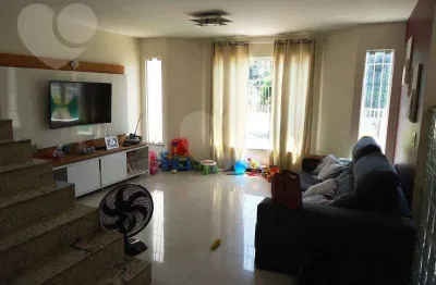 Casa com 3 quartos à venda na Rua Princesa Isabel, 443, Fátima, Niterói