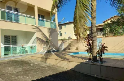 Casa com 4 dormitórios à venda, 236 m² por R$ 600.000,00 - São José do Imbassaí - Maricá/RJ