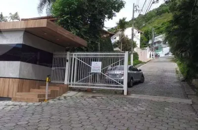 Casa com 3 quartos à venda na Rua Clara Nunes, 300, São Francisco, Niterói