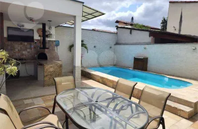 Casa à venda, 225 m² por R$ 800.000,00 - Serra Grande - Niterói/RJ