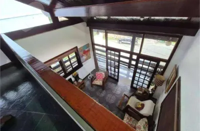 Casa com 4 dormitórios à venda, 304 m² - Piratininga - Niterói/RJ