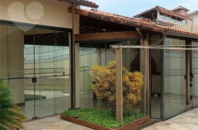 CASA DUPLEX COM LAZER COMPLETO - 353 m² - Camboinhas - R$2.700.000,00