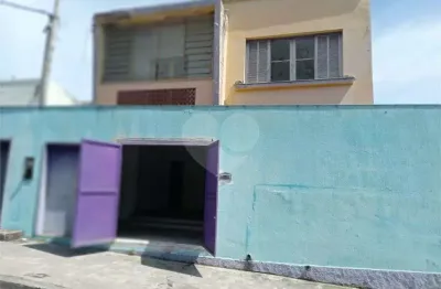 Casa com 4 dormitórios à venda, 390 m² por R$ 840.000 - Vital Brasil - Niterói/RJ