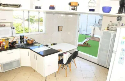 Casa à venda, 354 m² por R$ 1.300.000,00 - São Francisco - Niterói/RJ