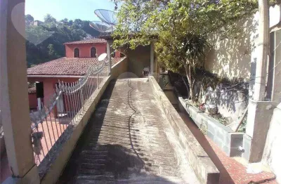 Casa com 5 quartos à venda na Rua Jonatas Botelho, 58, Santa Rosa, Niterói