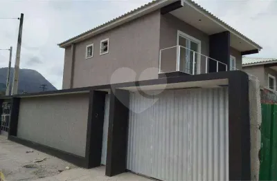 Casa com 2 dormitórios à venda, 75 m² por R$ 400.000,00 - Jardim Atlântico Central (Itaipuaçu) - Maricá/RJ