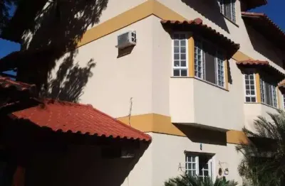 Casa com 4 dormitórios à venda, 120 m² por R$ 550.000,00 - Maria Paula - Niterói/RJ