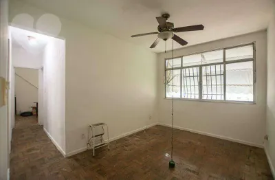 Apartamento com 2 dormitórios à venda, 70 m² por R$ 300.000,00 - Santa Rosa - Niterói/RJ